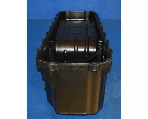 VOLVO D13 SCR Oil Pan