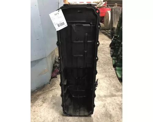 VOLVO D13 SCR Oil Pan