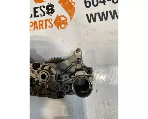 VOLVO D13 SCR Oil Pump