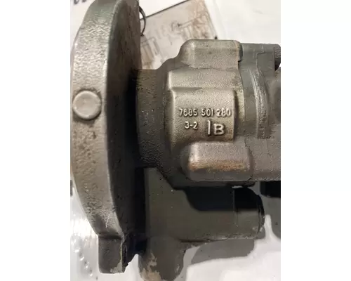 VOLVO D13 SCR Power Steering Pump