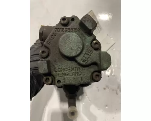 VOLVO D13 SCR Power Steering Pump