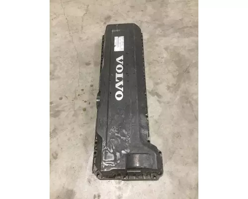 VOLVO D13 SCR Valve Cover