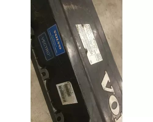 VOLVO D13 SCR Valve Cover