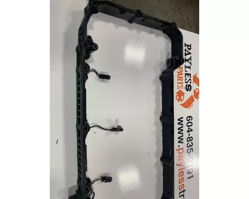 VOLVO D13 SCR Valve Cover