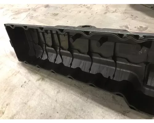 VOLVO D13 SCR Valve Cover