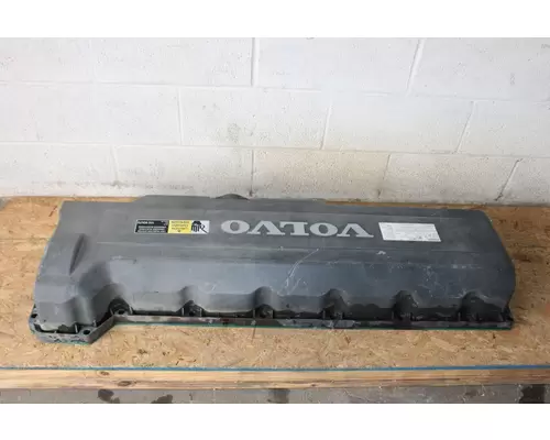 VOLVO D13 SCR Valve Cover