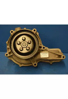 VOLVO D13 SCR Water Pump
