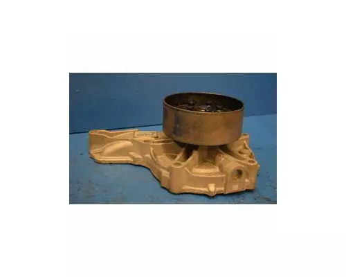 VOLVO D13 SCR Water Pump