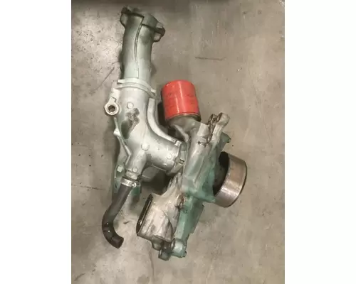 VOLVO D13 SCR Water Pump