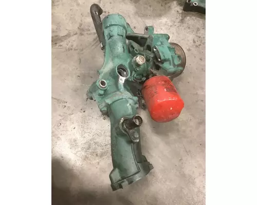 VOLVO D13 SCR Water Pump