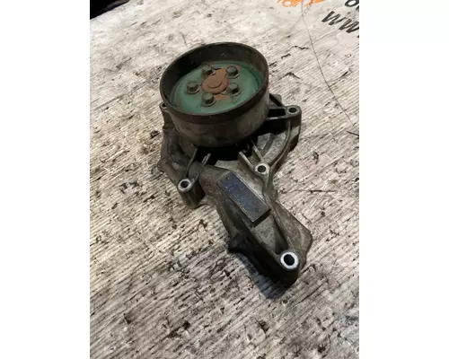 VOLVO D13 SCR Water Pump