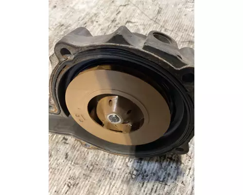 VOLVO D13 SCR Water Pump