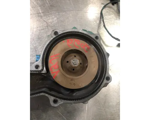 VOLVO D13 SCR Water Pump