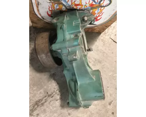 VOLVO D13 SCR Water Pump