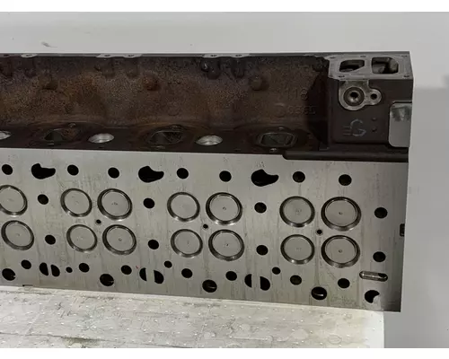 VOLVO D13F Cylinder Head