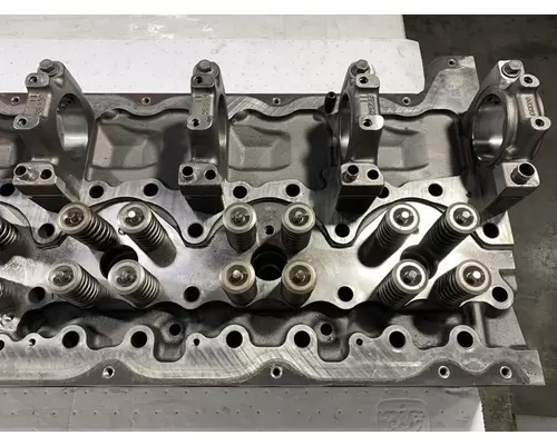 VOLVO D13F Cylinder Head