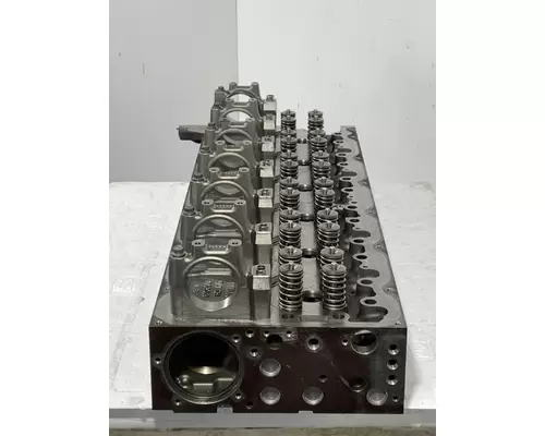 VOLVO D13F Engine Cylinder Head