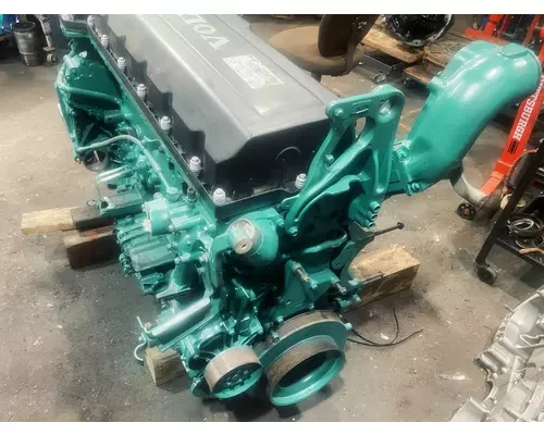 VOLVO D13H425 Engine Assembly