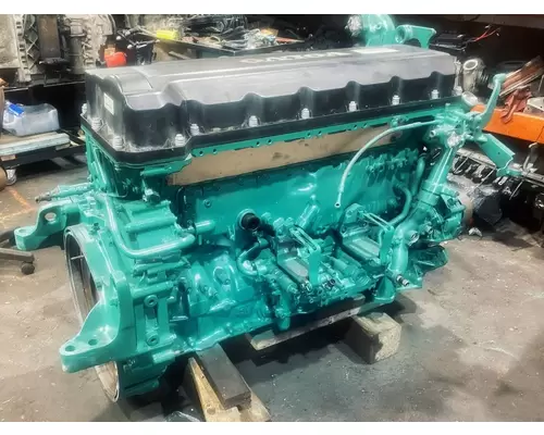 VOLVO D13H425 Engine Assembly