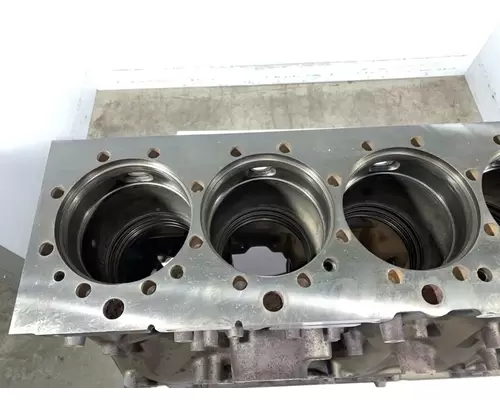VOLVO D13H Cylinder Block
