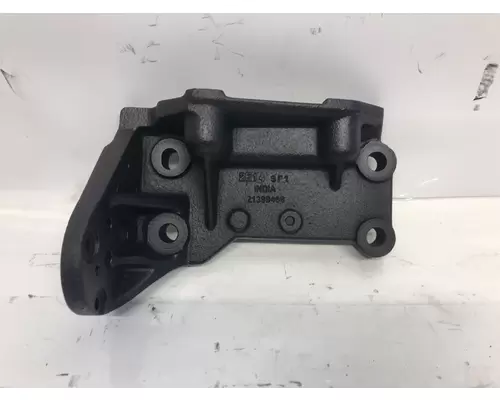 VOLVO D13H Engine Bracket