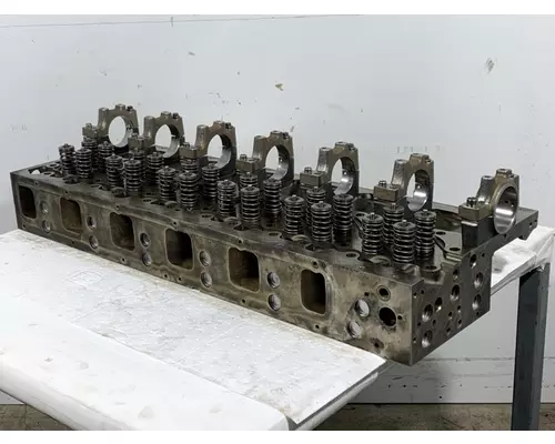 VOLVO D13H Engine Cylinder Head