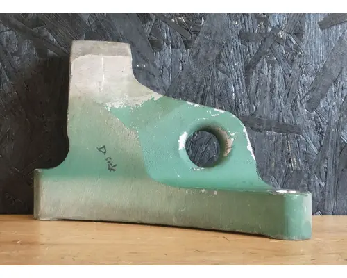 VOLVO D13H Engine Mounts