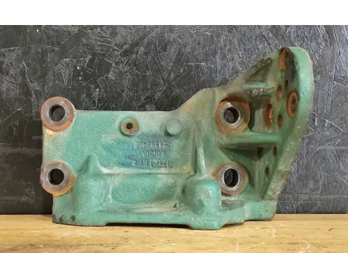 VOLVO D13H Engine Mounts