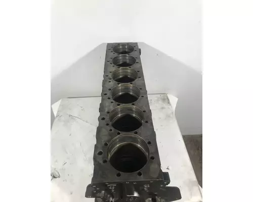 VOLVO D13J Cylinder Block