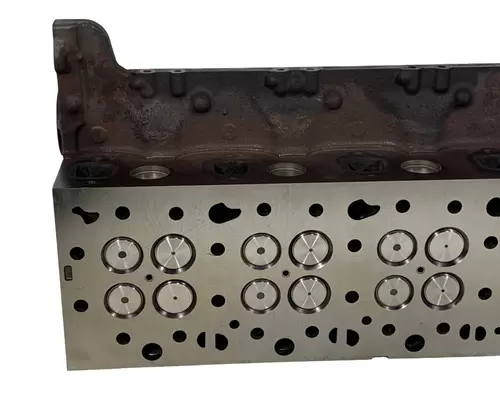VOLVO D13J Cylinder Head