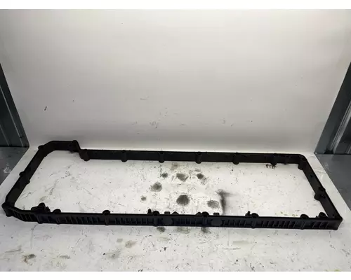 VOLVO D13J Valve Cover