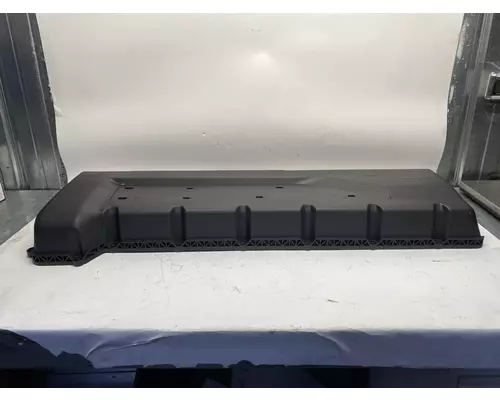 VOLVO D13J Valve Cover