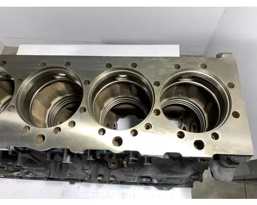 VOLVO D13M Cylinder Block