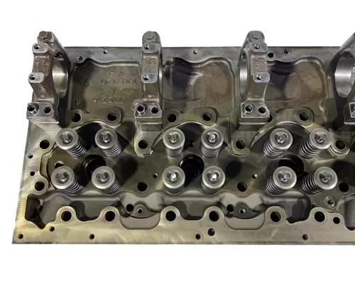 VOLVO D13M Cylinder Head