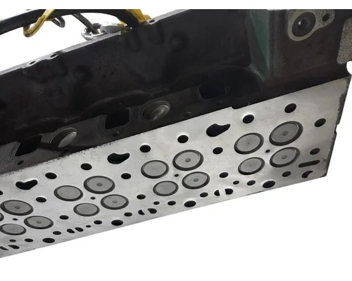VOLVO D13M Cylinder Head