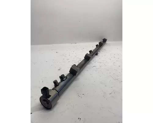 VOLVO D13M Engine Oil & Fuel Manifold