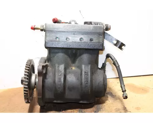 VOLVO D13 Air Compressor