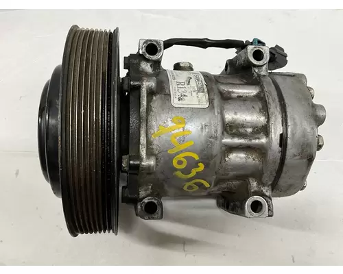 VOLVO D13 Air Conditioner Compressor