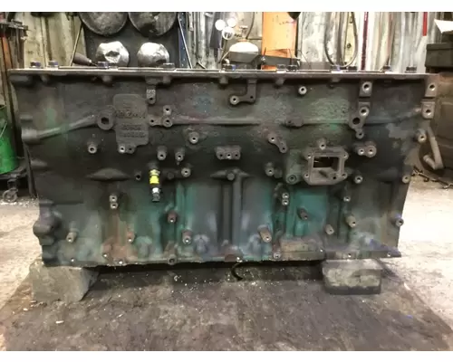 VOLVO D13 CYLINDER BLOCK