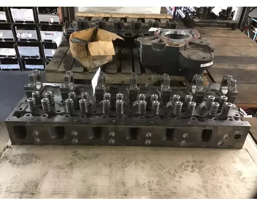 VOLVO D13 CYLINDER HEAD