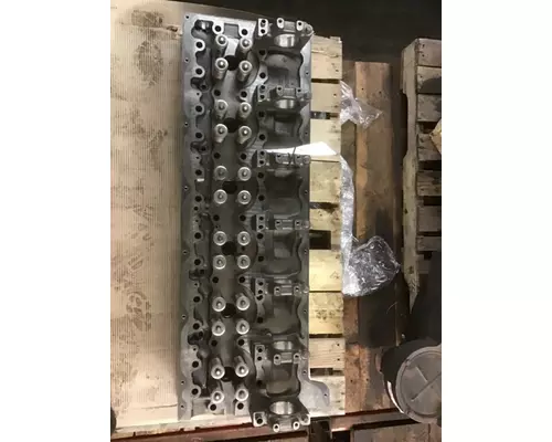 VOLVO D13 CYLINDER HEAD