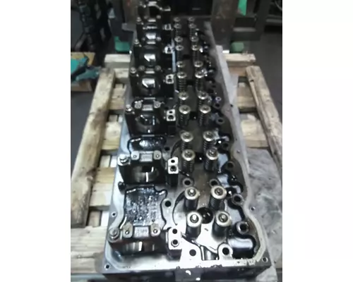 VOLVO D13 CYLINDER HEAD