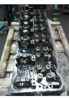 VOLVO D13 CYLINDER HEAD