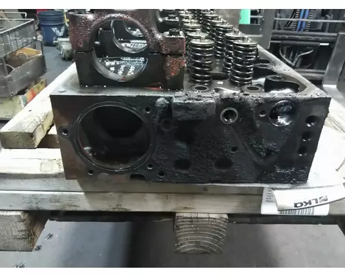 VOLVO D13 CYLINDER HEAD