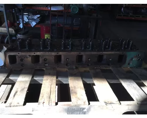 VOLVO D13 CYLINDER HEAD