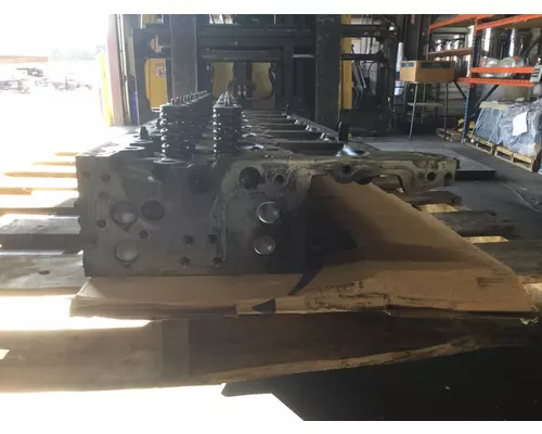 VOLVO D13 CYLINDER HEAD