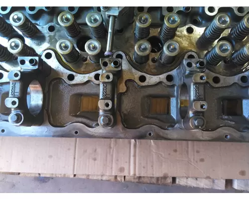 VOLVO D13 CYLINDER HEAD