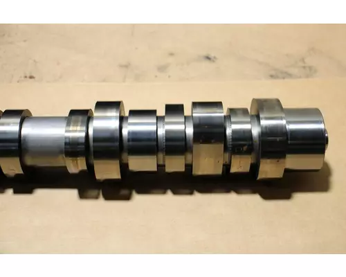 VOLVO D13 Camshaft