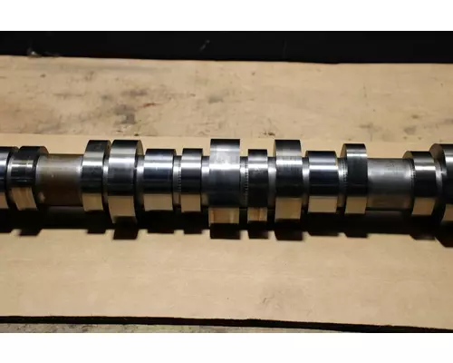 VOLVO D13 Camshaft