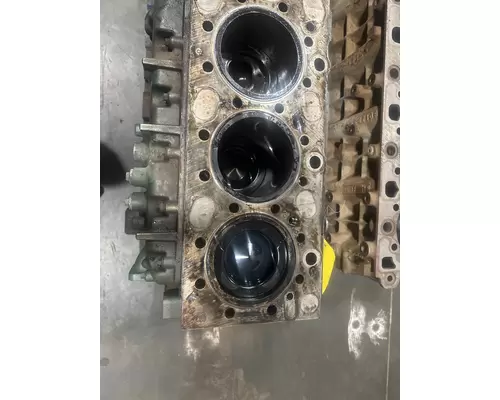 VOLVO D13 Cylinder Block